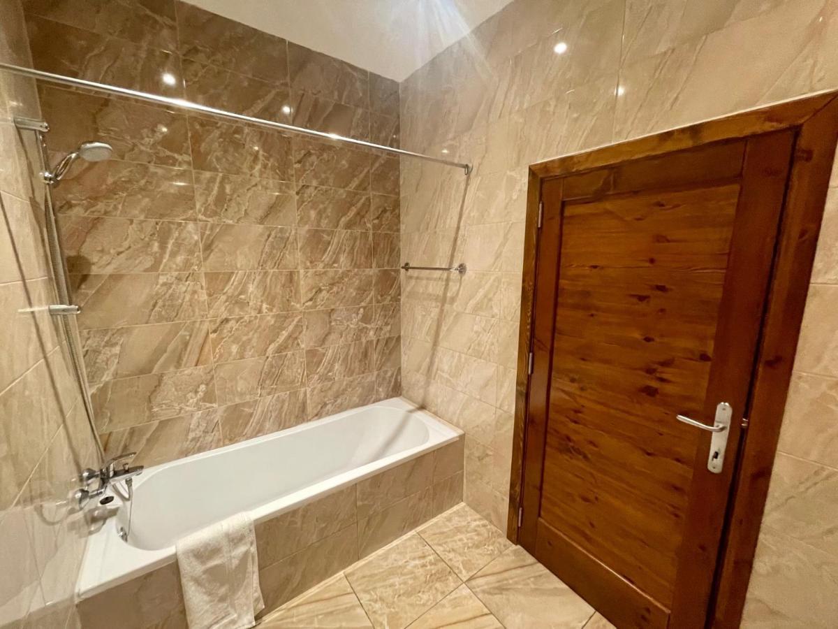 Seafront Apartment With Balcony Overlooking Marina Għajnsielem 외부 사진